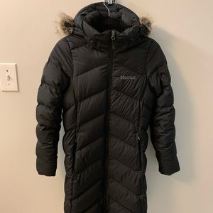 Marmot Full Length Down Puffer with Faux hood trim Size Small